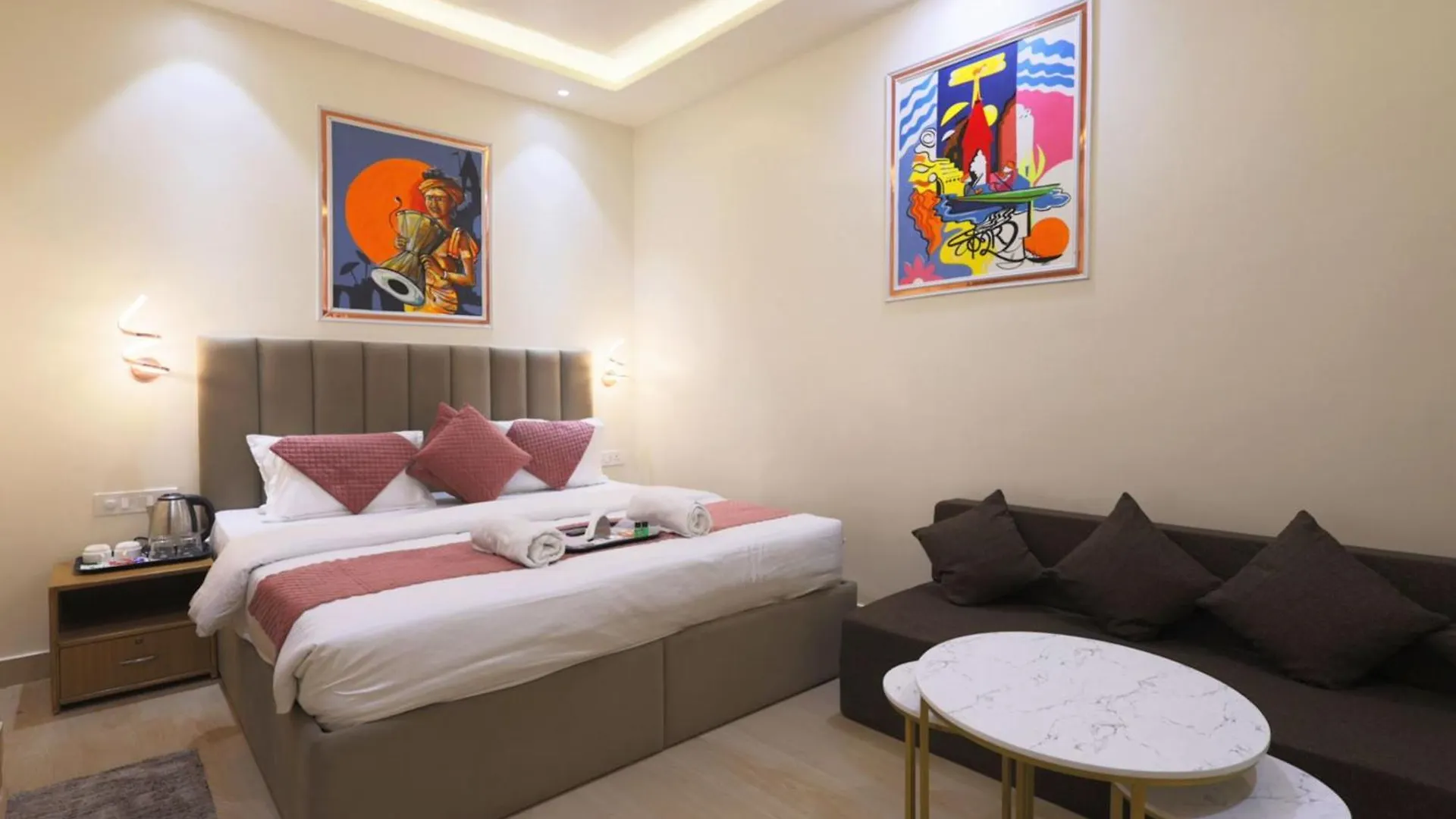 Hotel The Banaras Stay Near Vishwanath Temple And Ganga Ghat Varanasi India