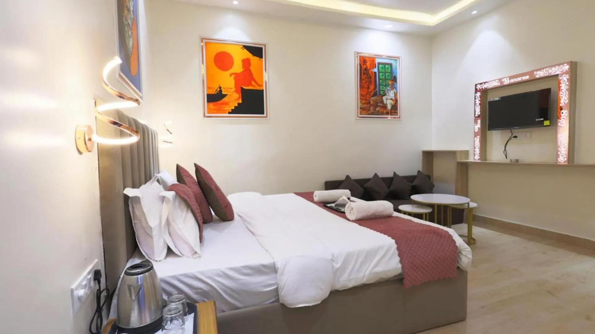 Hotel The Banaras Stay Near Vishwanath Temple And Ganga Ghat Varanasi